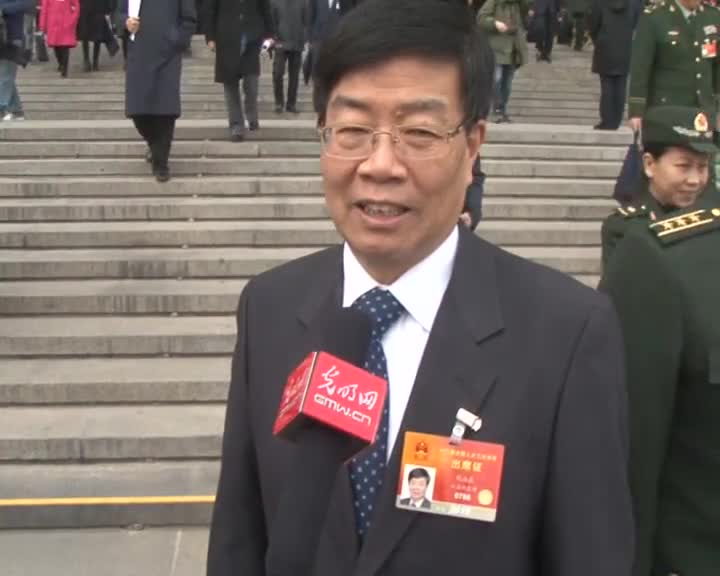 钱海鑫代表：应依法打击涉医犯罪