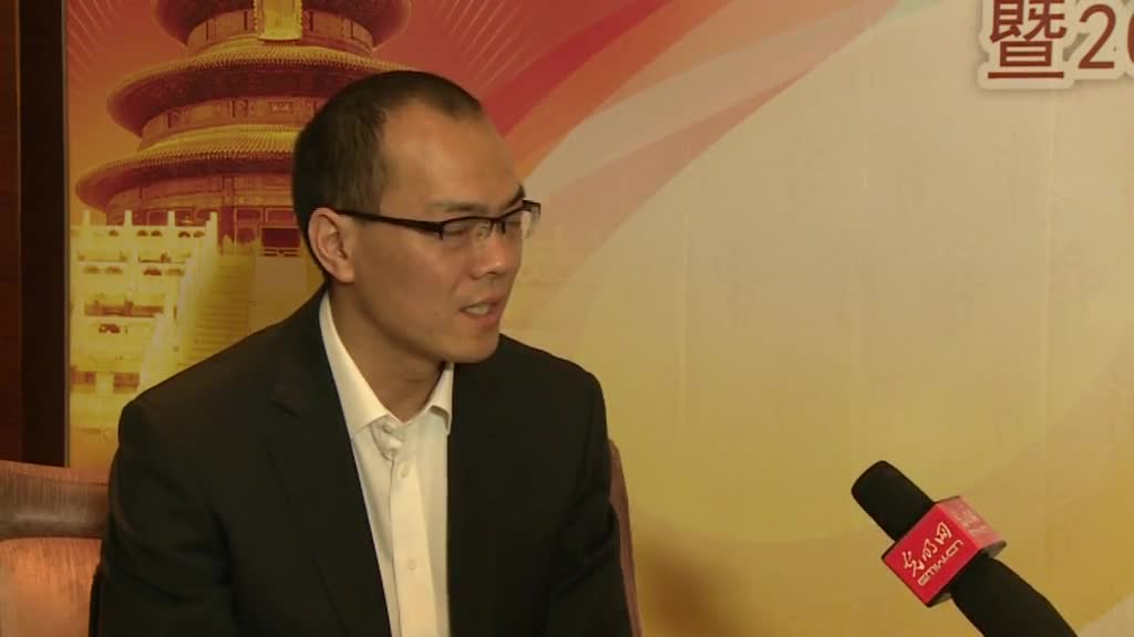 钱文华：“情”文化成就国产服装品牌