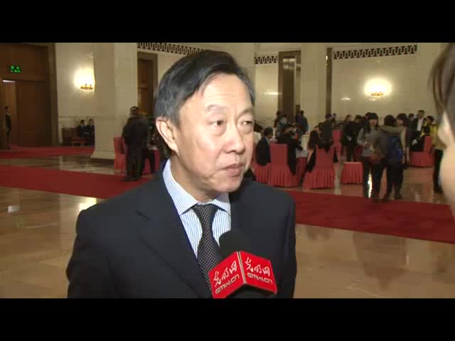 钟晓渝：要通过立法来推进改革