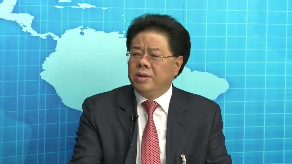 何俊明代表：用智慧的手段应对转型升级