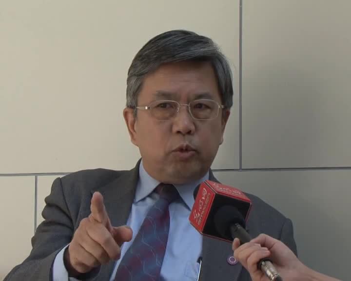 龚克代表：教育开放要人才先行