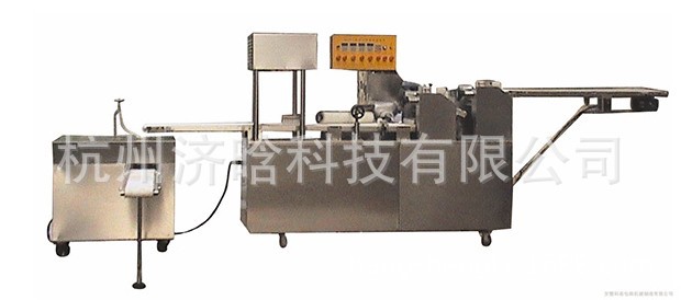 Hand shredded red bean brown sugar Mantou production line knife cutting Mantou machine steamed bun Mantou combination machine Steamed rolls production equipment