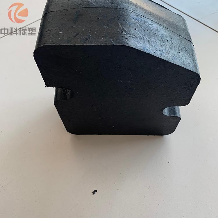 Zhongke Mining Car Accessories Rubber Buffer Block Mining 1 ton Rubber Block Black Fixed Mining Car Head