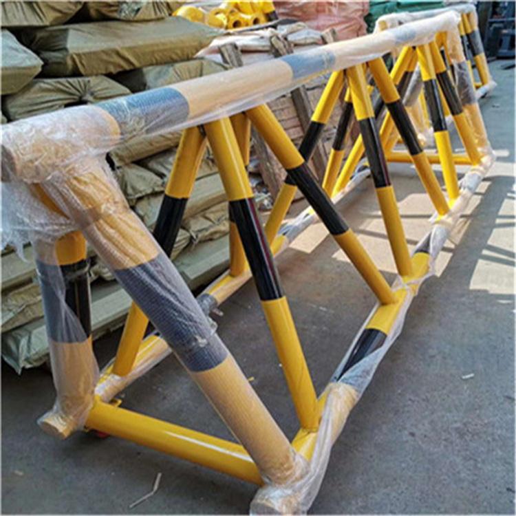 天恒博达移动伸缩拒马 防冲撞拒马 拒马护栏 道路隔离拒马护栏