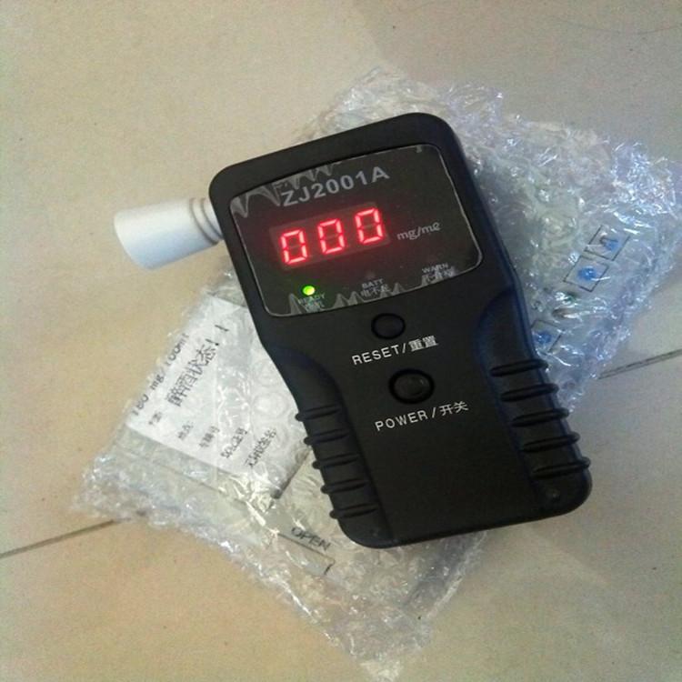 天恒博达交通用酒精测试仪 呼吸式酒精检测测试仪 ZJ-2001A型数码酒精检测仪