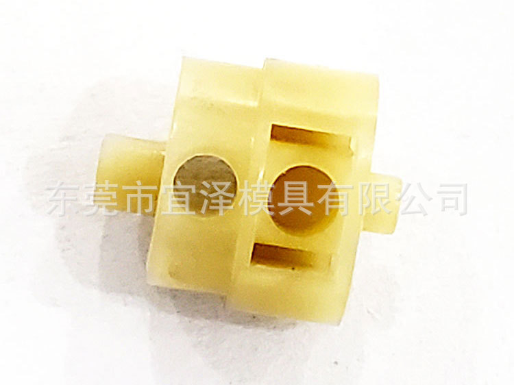 Customized PI injection parts Mold opening Polyether Imide plastic High precision PEI injection processing Yize