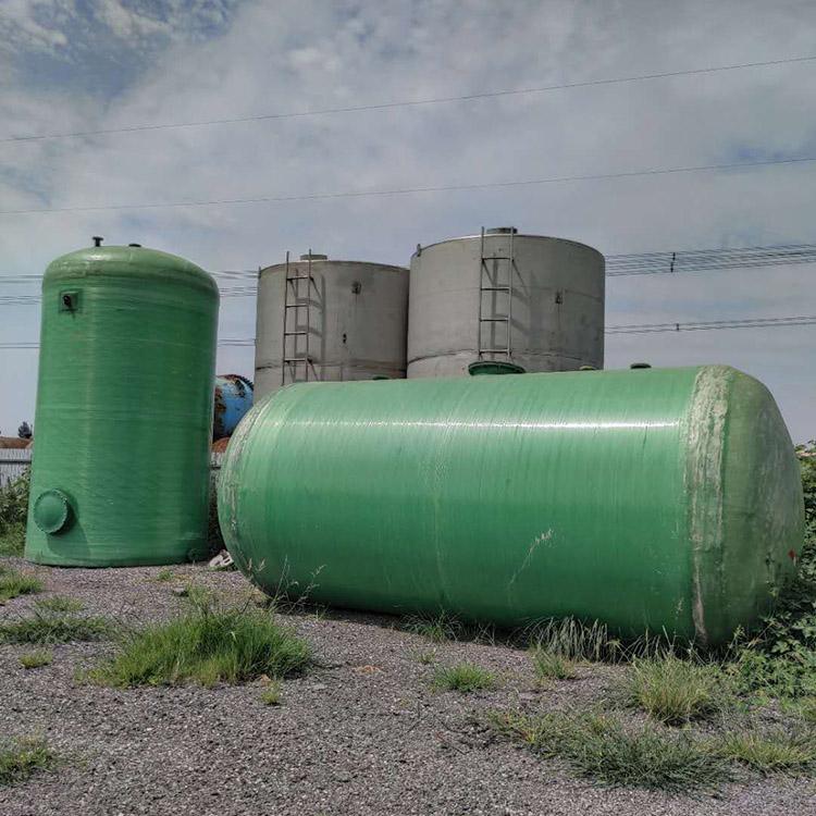 Used fiberglass tanks - Vertical horizontal fiberglass tanks for industrial and chemical purposes - Good sealing performance