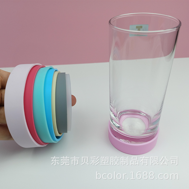 Customized silicone cup cover with monochrome, cartoon pattern, 3D three-dimensional effect, professional source manufacturer's response and cooperation are good