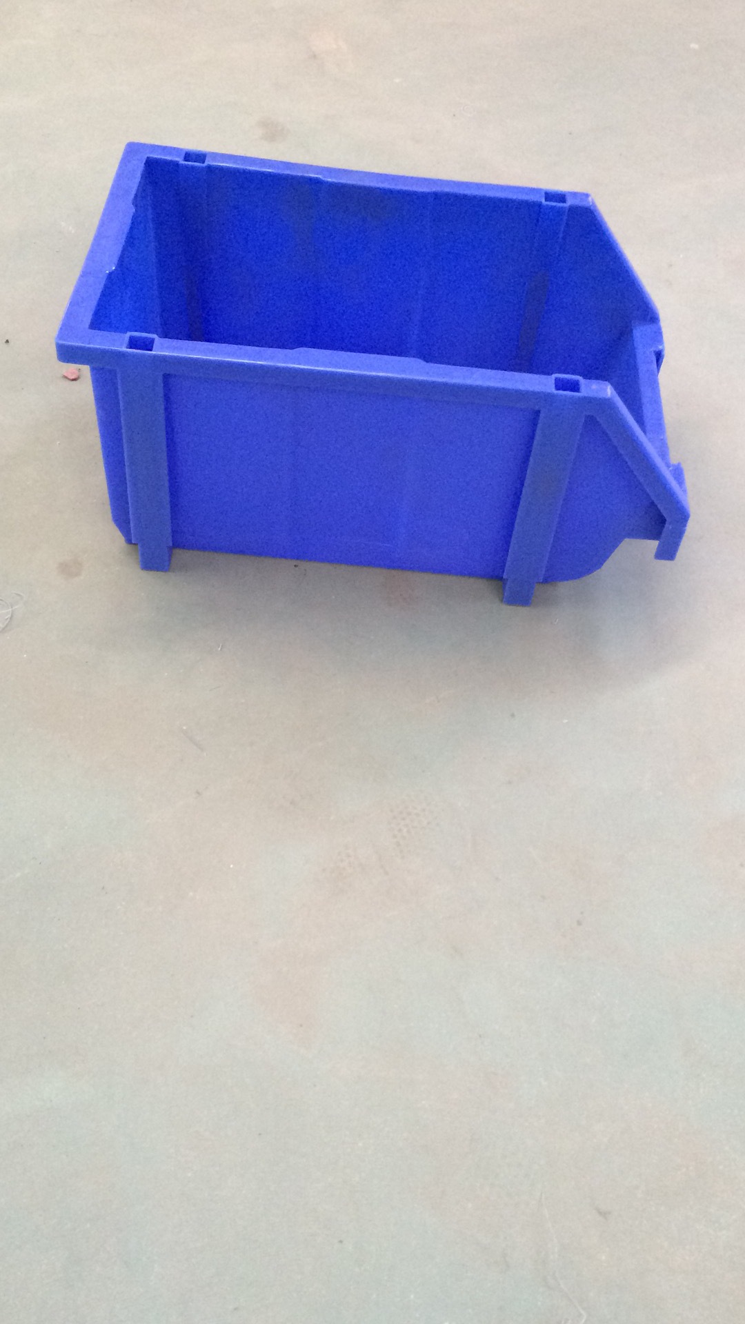 Thickened material box classification inclined mouth hanging bucket storage accessories box screw tool box brand new material combination parts box