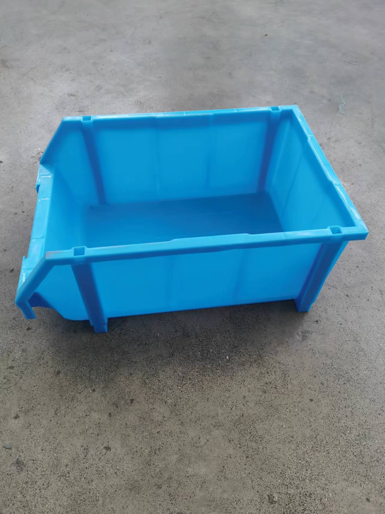 Thickened material box classification inclined mouth hanging bucket storage accessories box screw tool box brand new material combination parts box