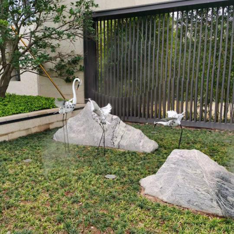 不锈钢假山雕塑定做 金属铁艺镂空小区水景摆件 大型城市景观雕像