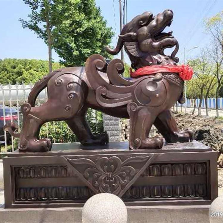 Landscape Sculpture Large Pixiu Unicorn Processing Customized Zhongzhong Copper Carving