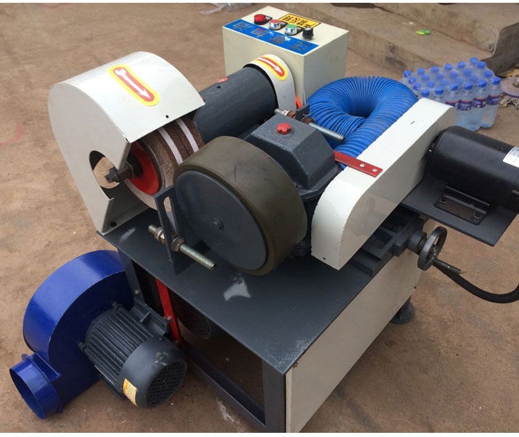 Small round pipe polishing machine, iron pipe aluminum pipe polishing machine, multi-station polishing and rust removal machine