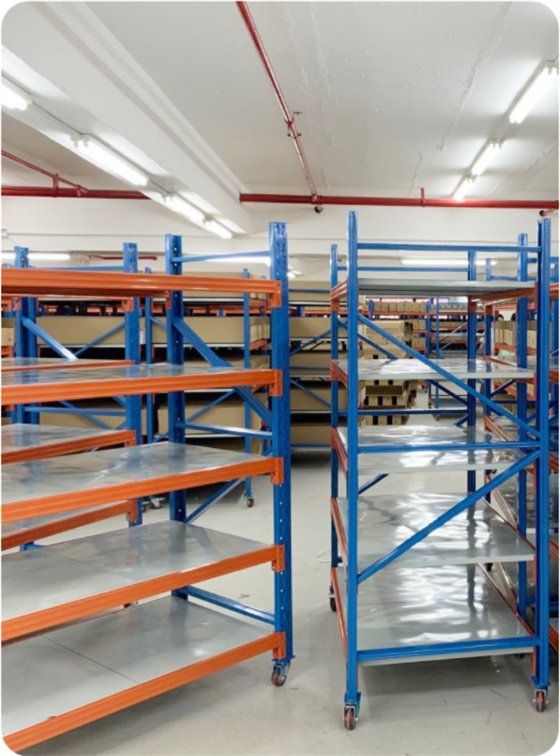 Medium sized shelves with wheels, simple assembly warehouse, mobile shelves, heavy storage, multi-layer storage racks