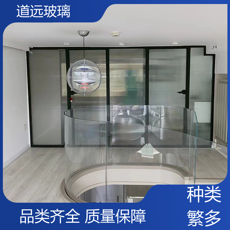 旋转楼梯 弧形玻璃 经久耐用型 现代轻奢风 道远