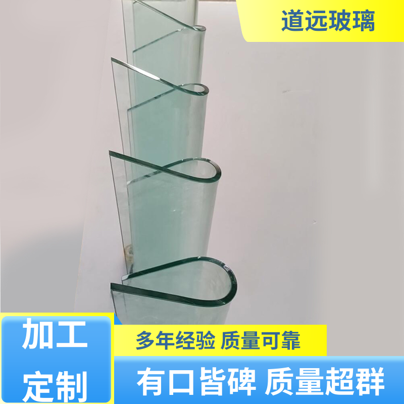 道远 旋转楼梯 弧形玻璃 透光不透形 现代轻奢风