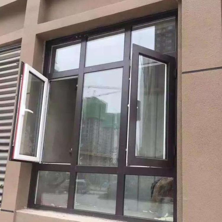 Aluminum fire-resistant windows are used in the high-rise refuge room. The broken bridge aluminum windows are well sealed for smoke resistance, thermal insulation, and sealing