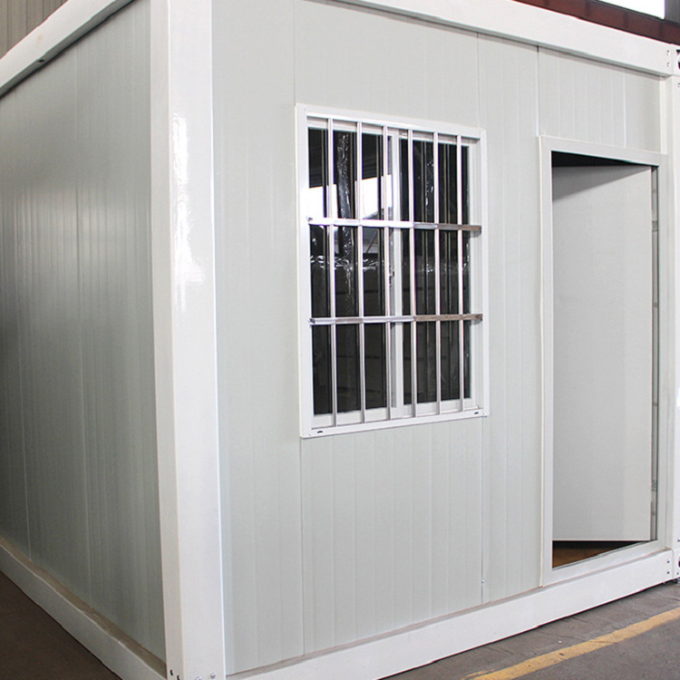 Customized and spliced simple prefabricated houses for residential container mobile housing supply