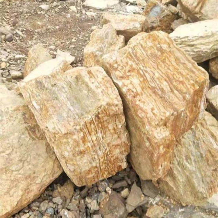 Abundant supply of goods for slope protection stone, artificial lake bedding, light gray granite, Qingpeng garden landscape