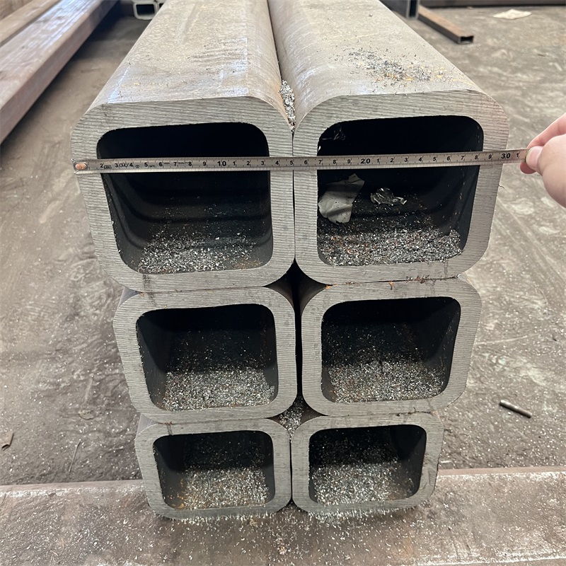 12Cr1MoVG seamless square tube 15CrMoG high-pressure alloy square tube produced and supplied by Macalline Steel Pipe Factory