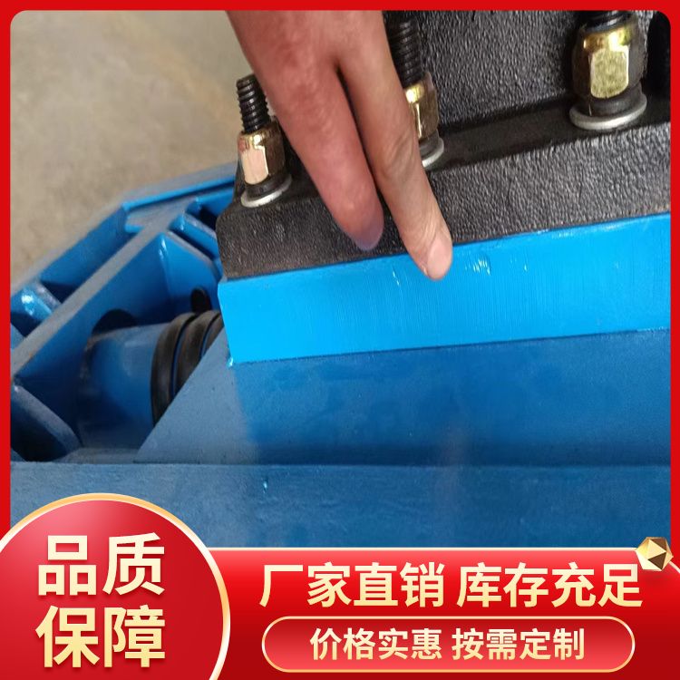  履带式行走光伏打桩机厂家 排量325 扭矩大 桩头可调