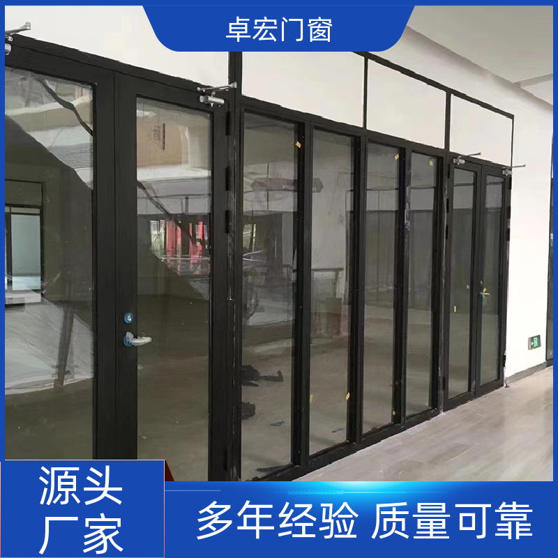 卓宏门窗丙级钢质防火门现货直发消防通道门厂家供应