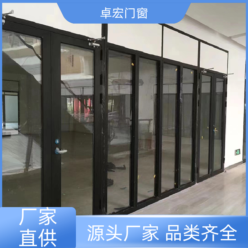 卓宏门窗公共场所乙级木质防火门现货直发消防通道门厂家供应