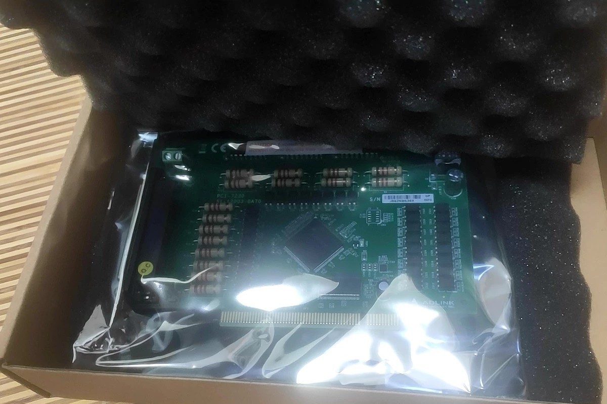 供应ADLINK凌华PCI-7230采集卡 全新原装正品质保现货实物拍摄议价