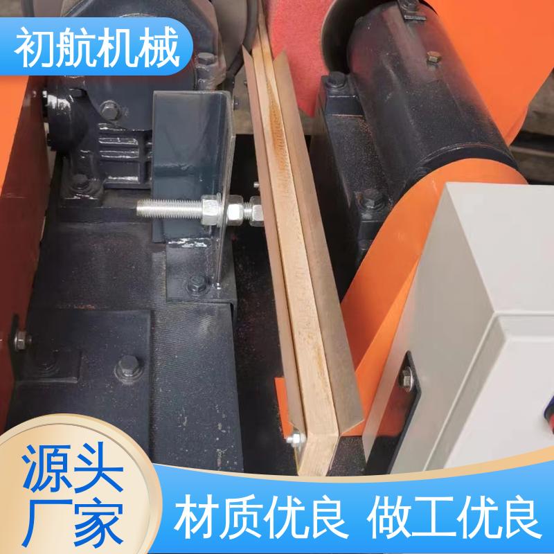 初航机械 导轮圆管抛光机 保养维修方便 拥有体积小，传动可靠