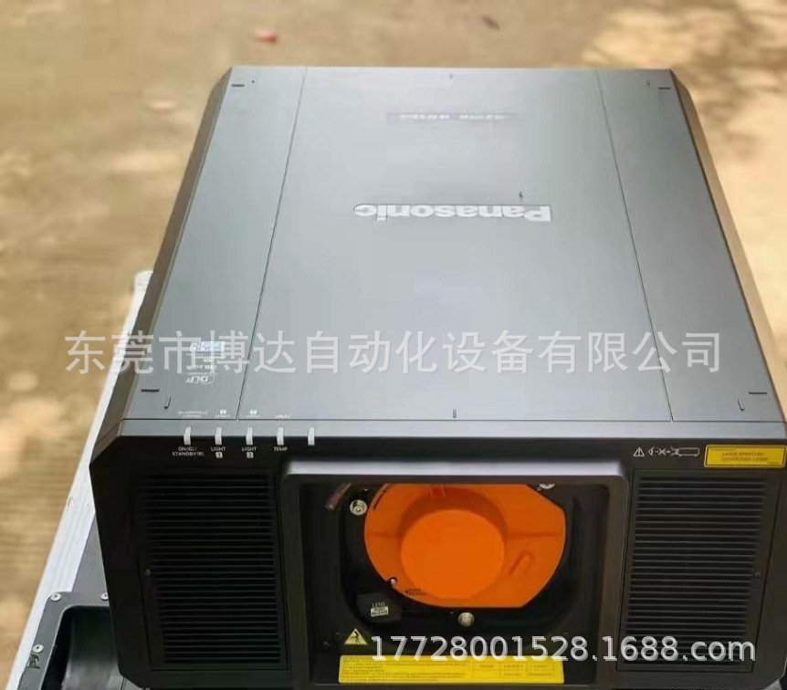 供应松下PT-srz12k投影机 全新原装 正品现货 实物拍摄 议价包邮