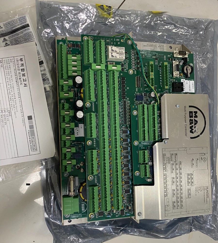 MAN B&W船用柴油机控制板1142075-2全新原装正品现货实物拍摄议价