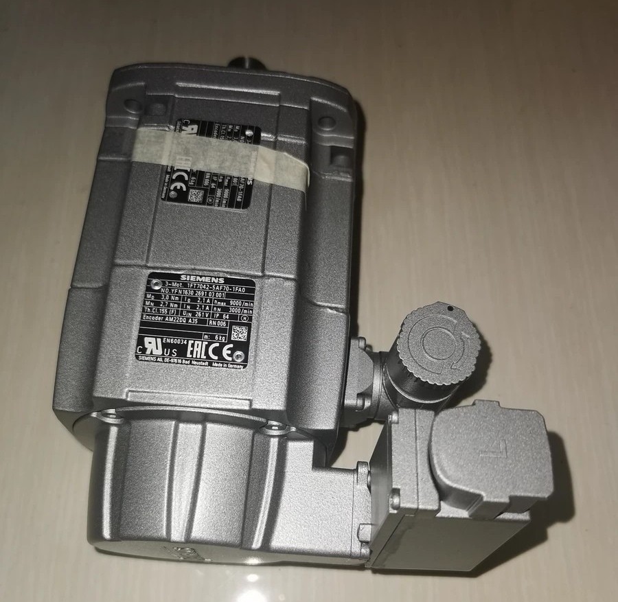 西门子siemens伺服电机 1FT7042-5AF70-1FA0 原装正品现货实拍议价w