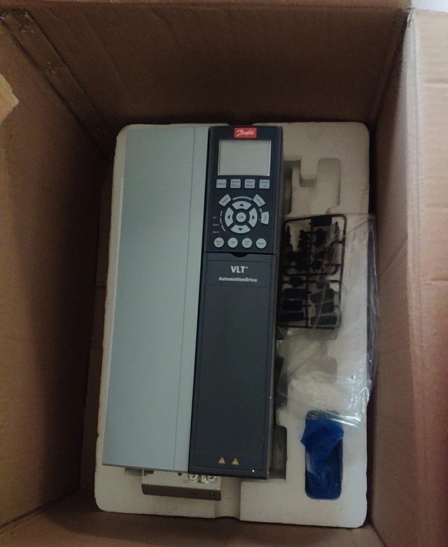 丹佛斯C- 301P11KF高端变频器 功率11KW 电压380V 全新原装现货议价