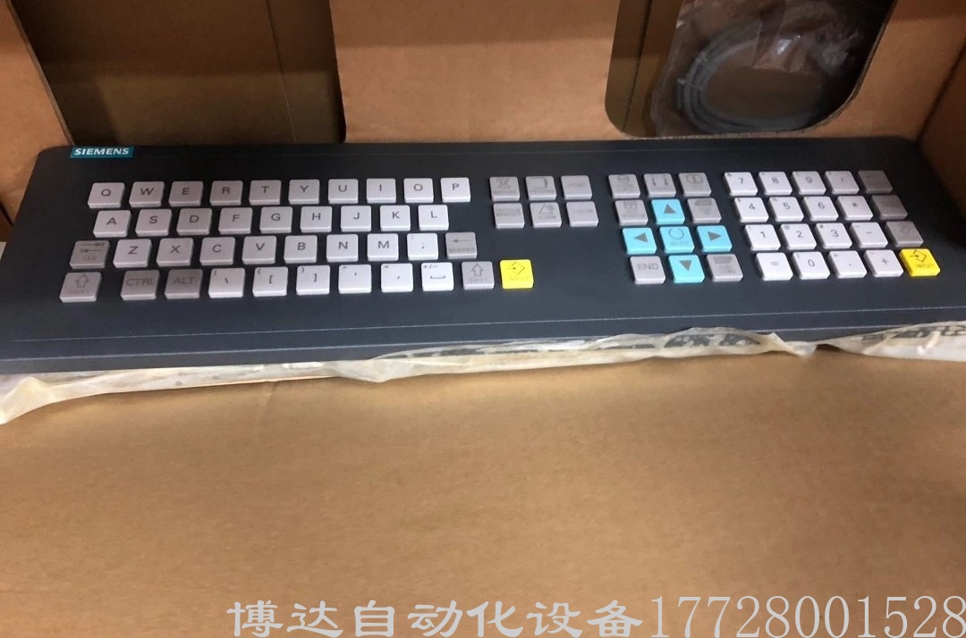 SINUMERIK西门子6FC5203-0AF20-0AA1操作面板 全键盘CNC全新议价