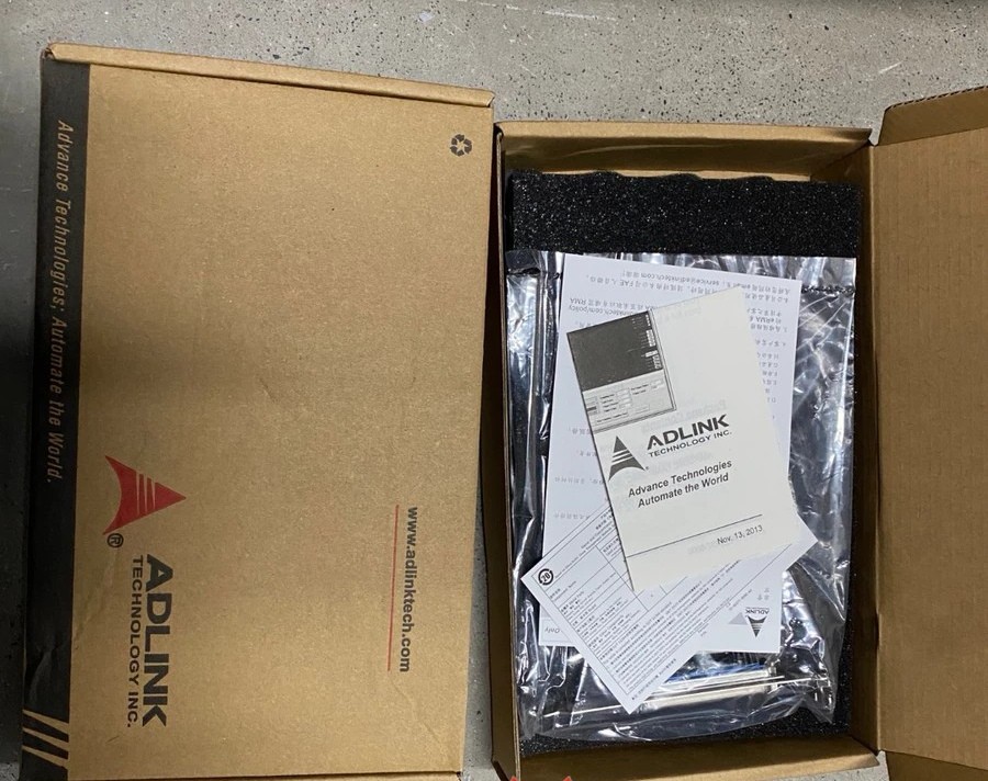 低价供应ADLINK凌华PCI-7230通讯卡 全新原装正品现货实物拍摄议价