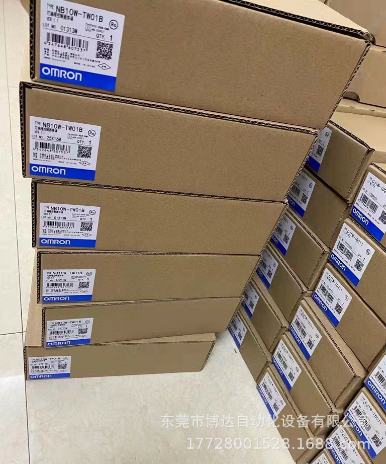 欧姆龙 触摸屏NA5-7W001B 全新原装正品现货实拍顺丰包邮议价