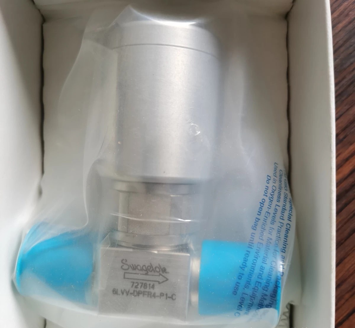 世伟洛克6LVV-DPFR4-P1-C 1/4气动隔膜阀 全新原装正品现货实拍议价