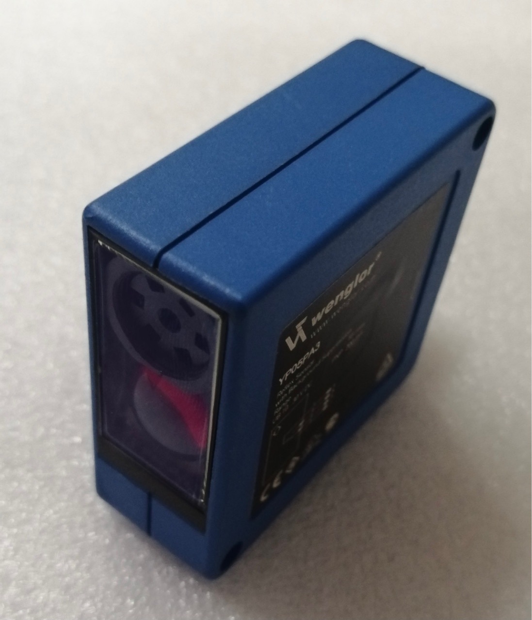 威格勒wenglor YP05PA3 高精度测距传感器现货实拍特惠供应议价