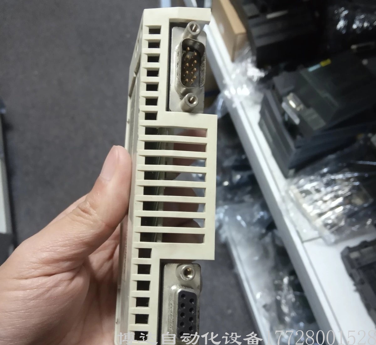 施耐德TSX MOMENTUM适配器 170INT11000 全新原装正品现货实拍议价