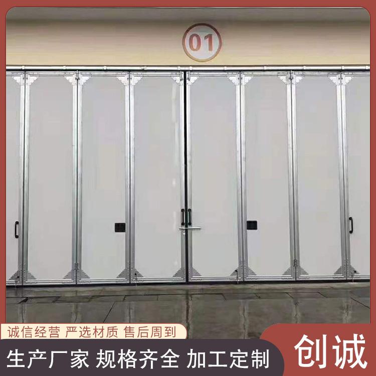 Electric industrial folding doors, workshop and warehouse insulation, thermal insulation, customizable with four or six panels, aesthetically pleasing