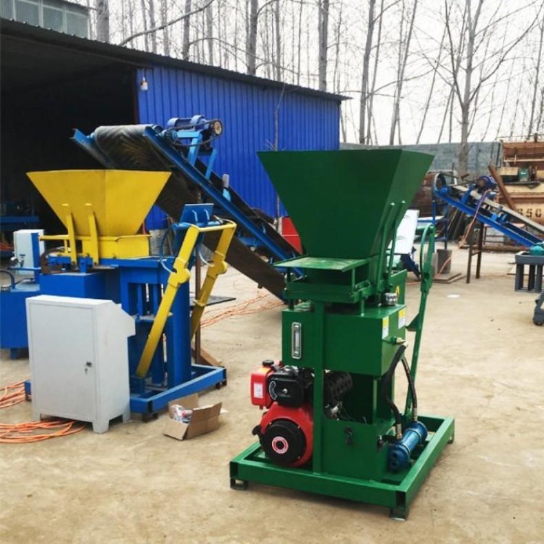 Wangda Small Brick Machine Equipment Manufacturer Clay Brick Mechanism Brick Machine has a one-year warranty