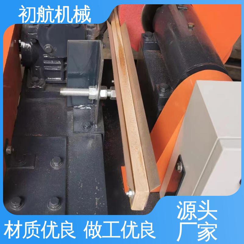 初航机械 立式圆管抛光机 智能控制 经久实用 拥有体积小，传动可靠