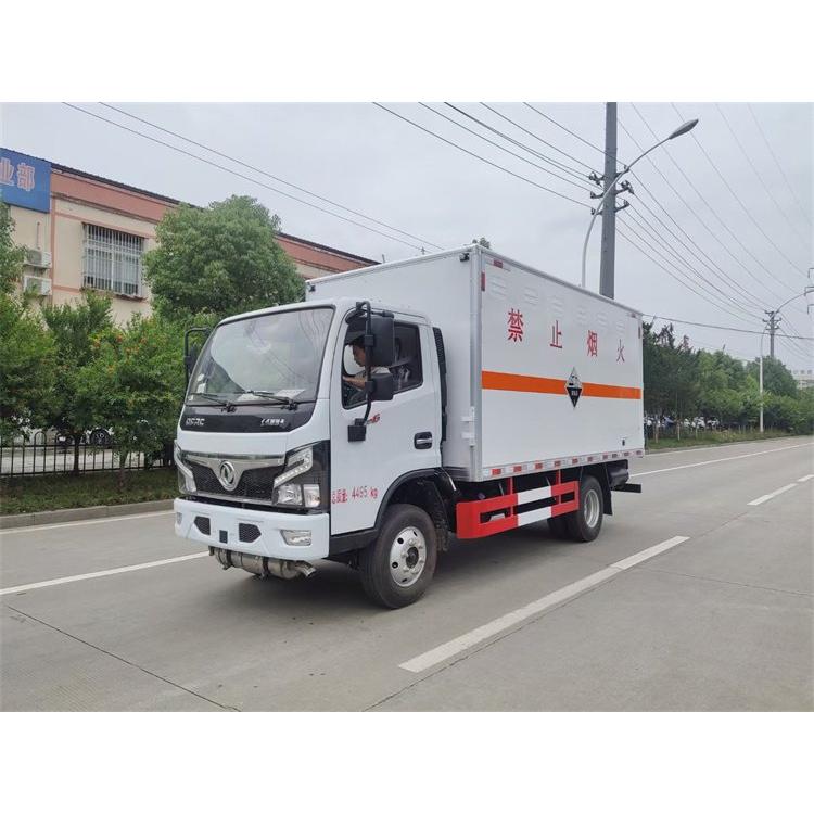 东风福瑞卡气瓶危险品厢式运输车 5.1米厢体 液化气钢瓶配送