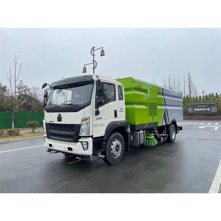 重汽豪沃18吨多功能洗扫车 一车多用 国六排放 免购置税