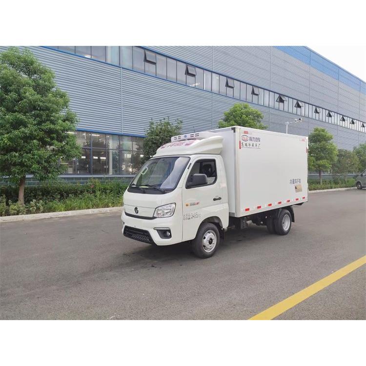 福田祥菱M1小型厢式冷藏车 115马力汽油发动机
