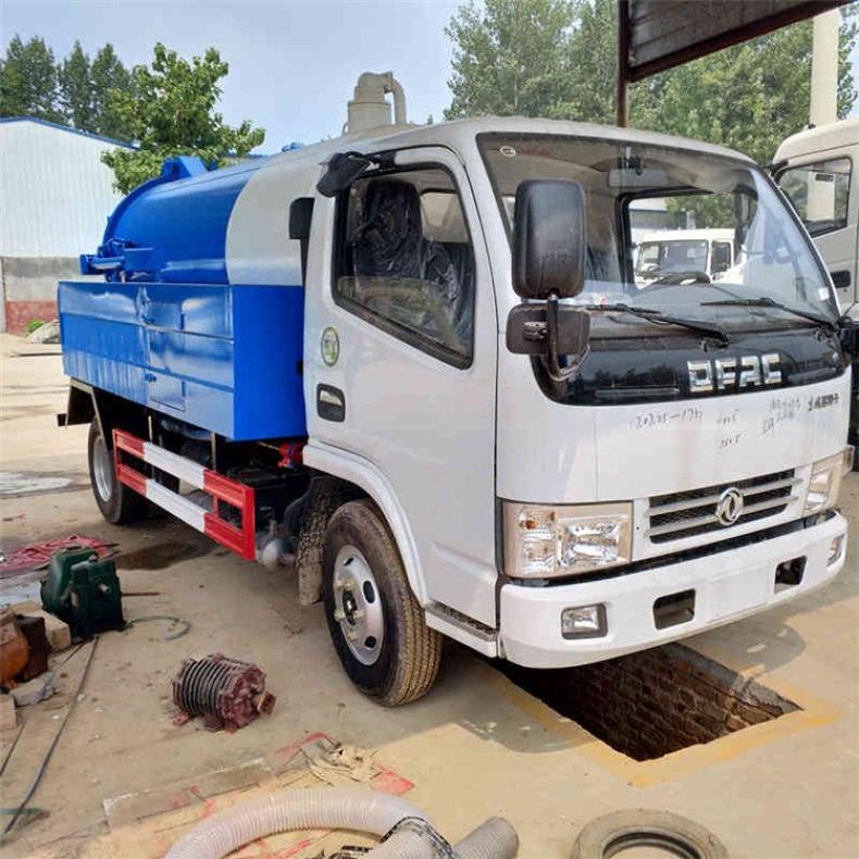 High pressure cleaning and suction vehicle, multifunctional large road suction vehicle, Dongfeng Dolika sewage discharge vehicle