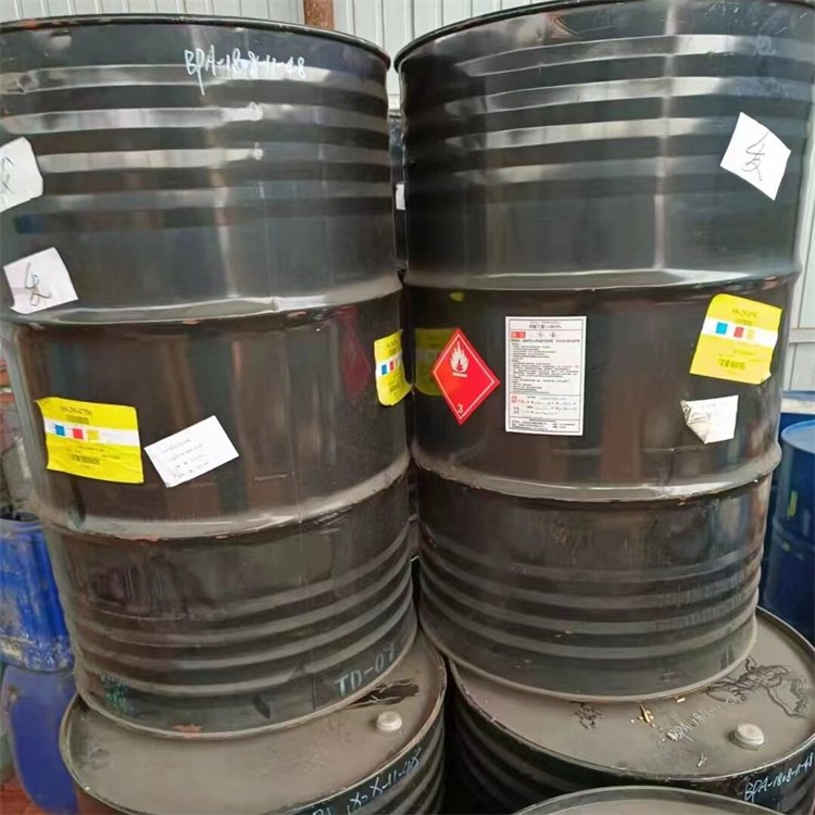 常年回收醇酸油漆 1.3丁二醇 收购薄荷脑明胶 不限地区
