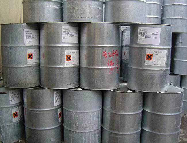 回收聚碳酸酯二醇 长期上门高价收购液体不用化学助剂原料