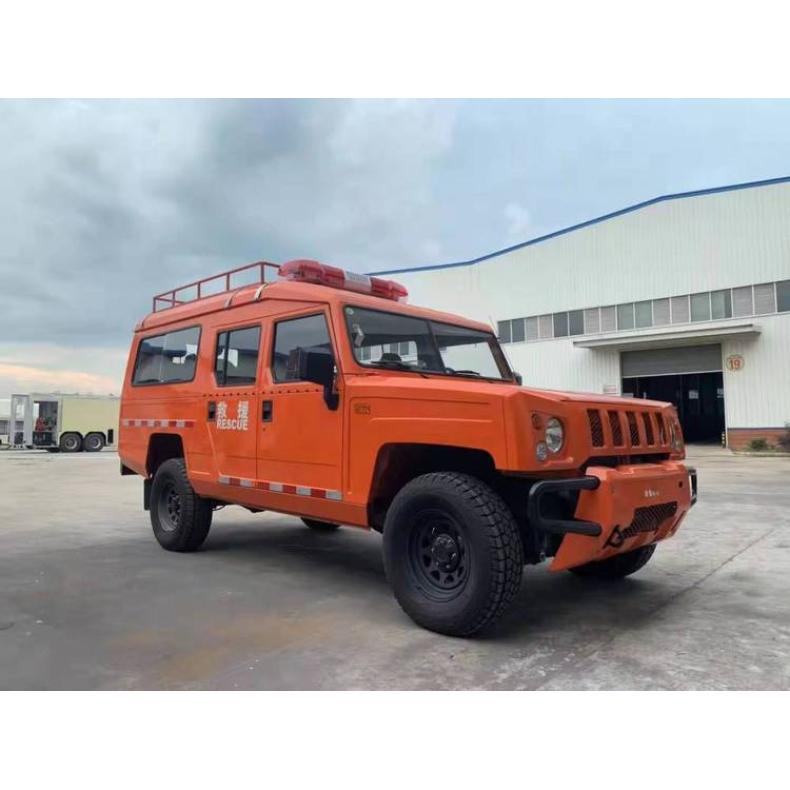 Off road four-wheel drive six wheel drive personnel carrier Beiqi Warrior Forest Fire Emergency Rescue Command Vehicle