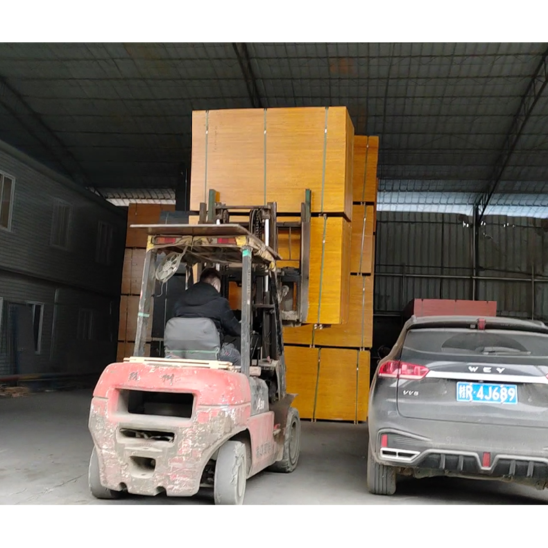 建筑模板木板 房建混凝土支模 使用次数多 工程板厚度1.2厘米